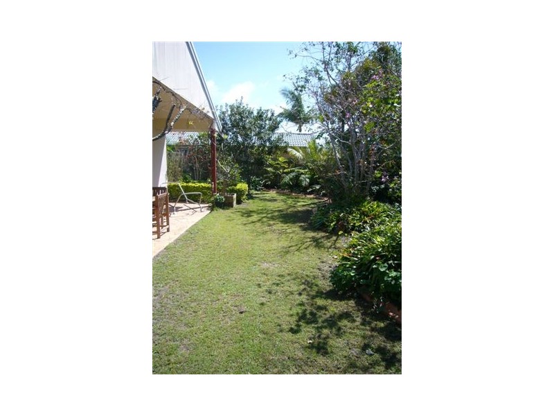 37 Topsail Circuit, Bribie Island QLD 4507