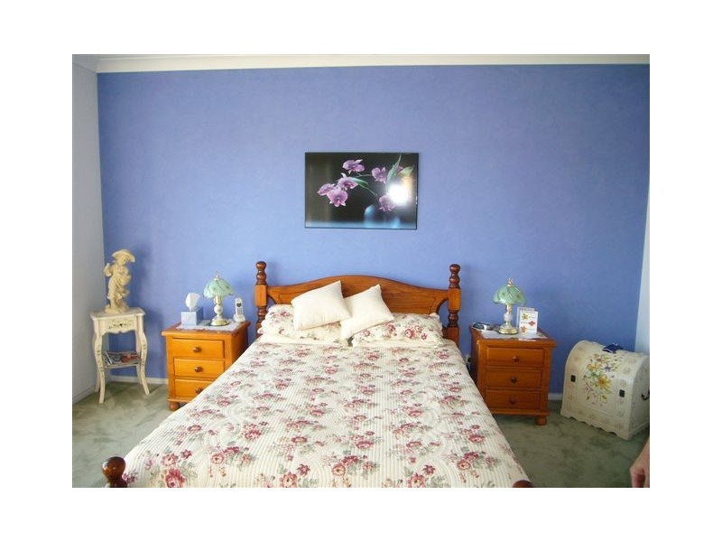 37 Topsail Circuit, Bribie Island QLD 4507