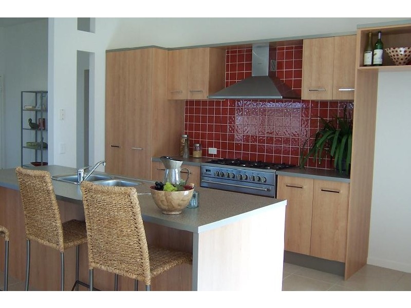 6 Pectoral Place, Bribie Island QLD 4507