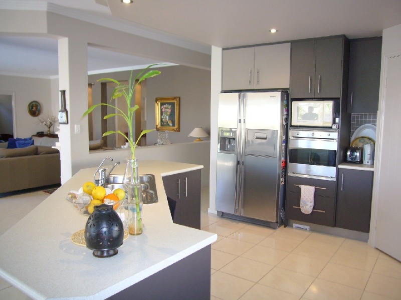 9 Fulmar Crescent, Bribie Island QLD 4507