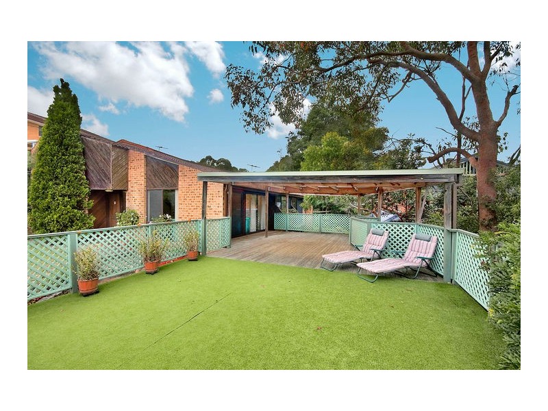 27 Grey Gum Rd, Mount Colah NSW 2079
