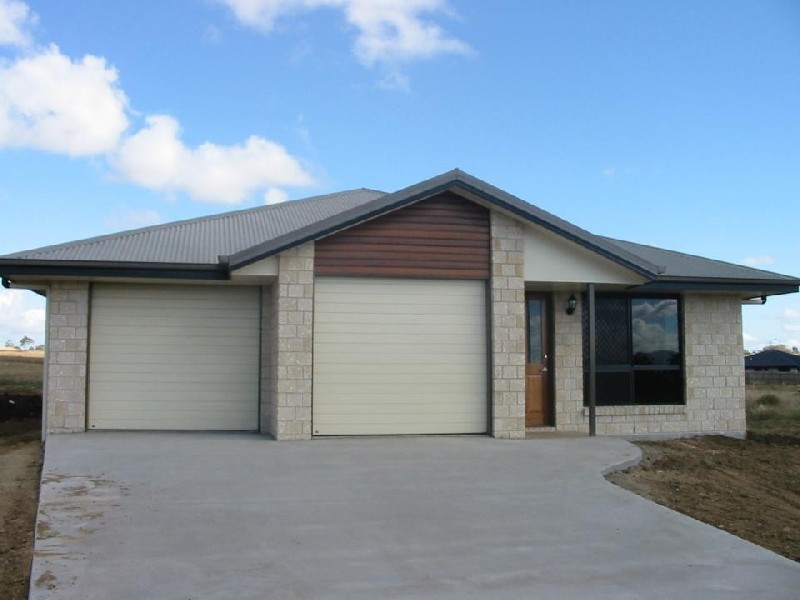 4 Mamalis Street, Gracemere QLD 4702