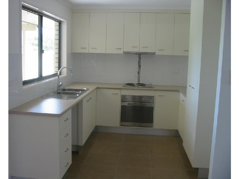 28 Jamie Crescent, Gracemere QLD 4702