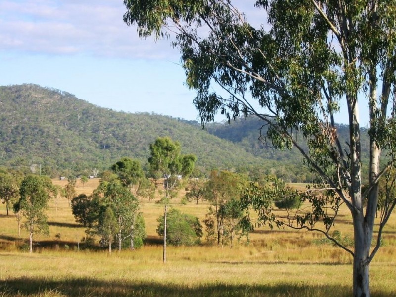 Foreshores QLD 4678