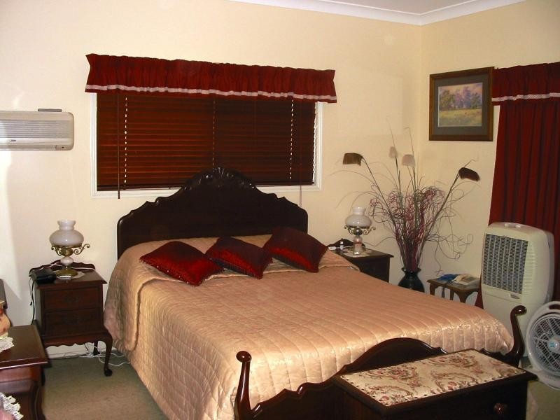 Foreshores QLD 4678