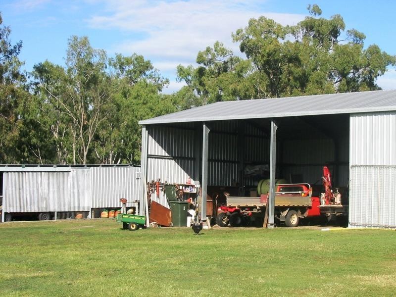 Foreshores QLD 4678