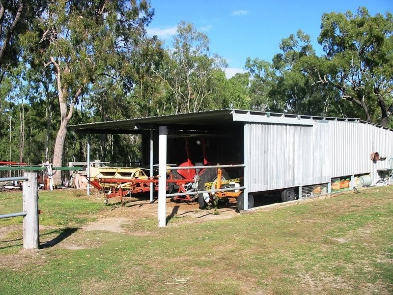 Foreshores QLD 4678