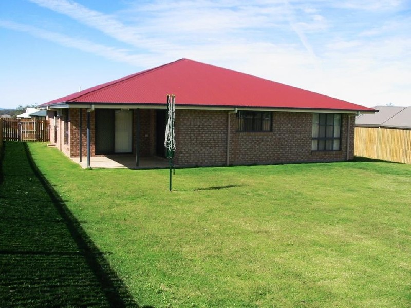 5 Broadhurst Drive, Gracemere QLD 4702