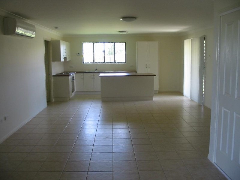 5 Broadhurst Drive, Gracemere QLD 4702