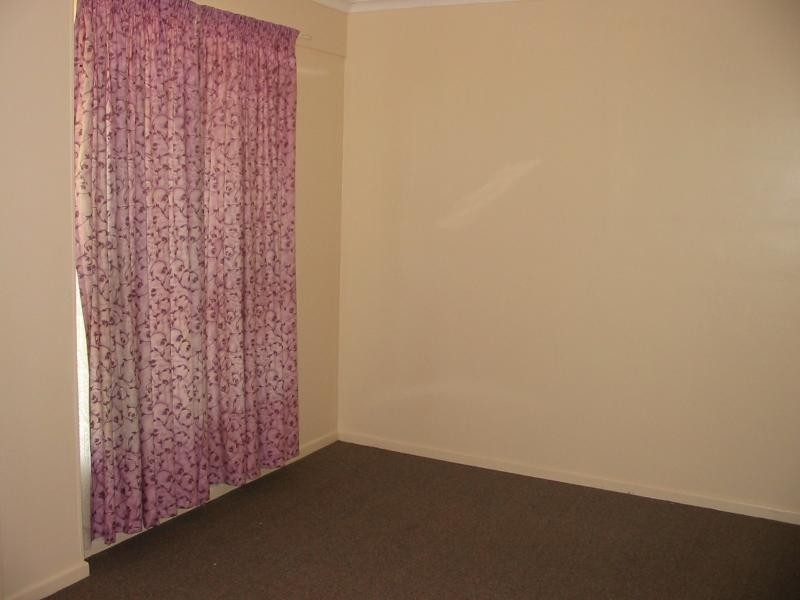 18 Rosewood Avenue, Gracemere QLD 4702
