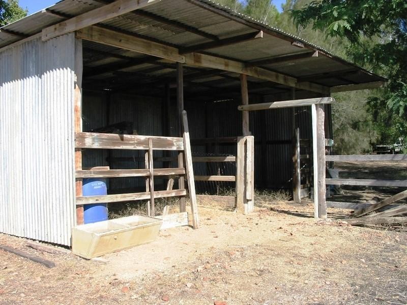 71 HARNSWORTH RD, Alton Downs QLD 4702