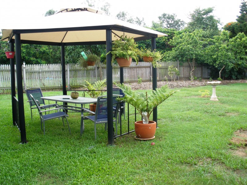 10 Tomkins St, Berserker QLD 4701