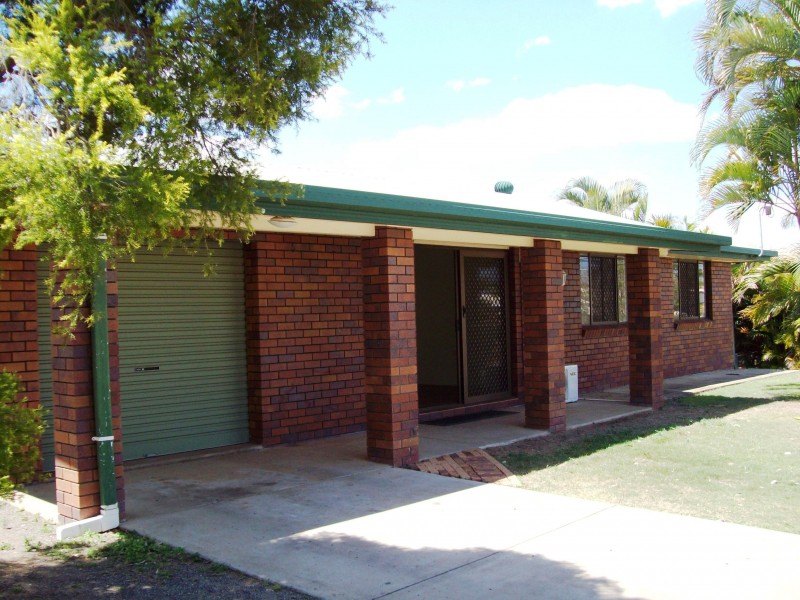 62 Donovan Crescent, Gracemere QLD 4702