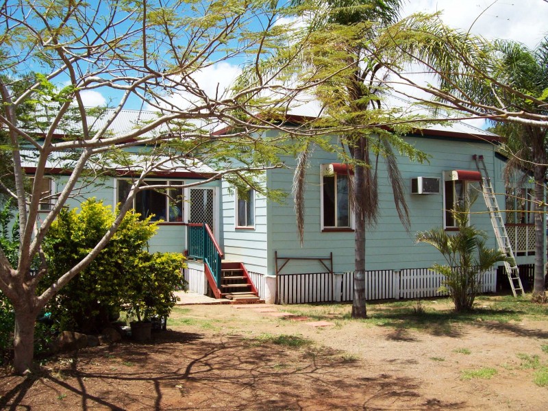 6 Sullivan Street, Gracemere QLD 4702