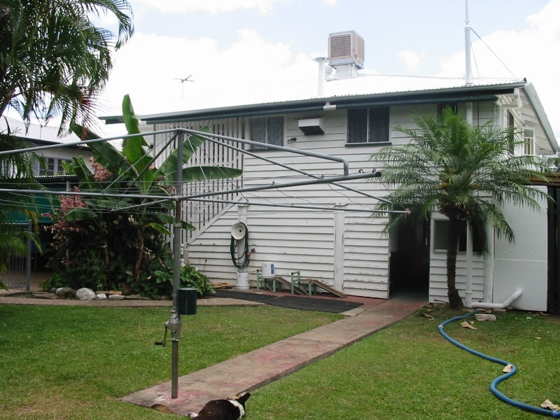 Park Avenue QLD 4701