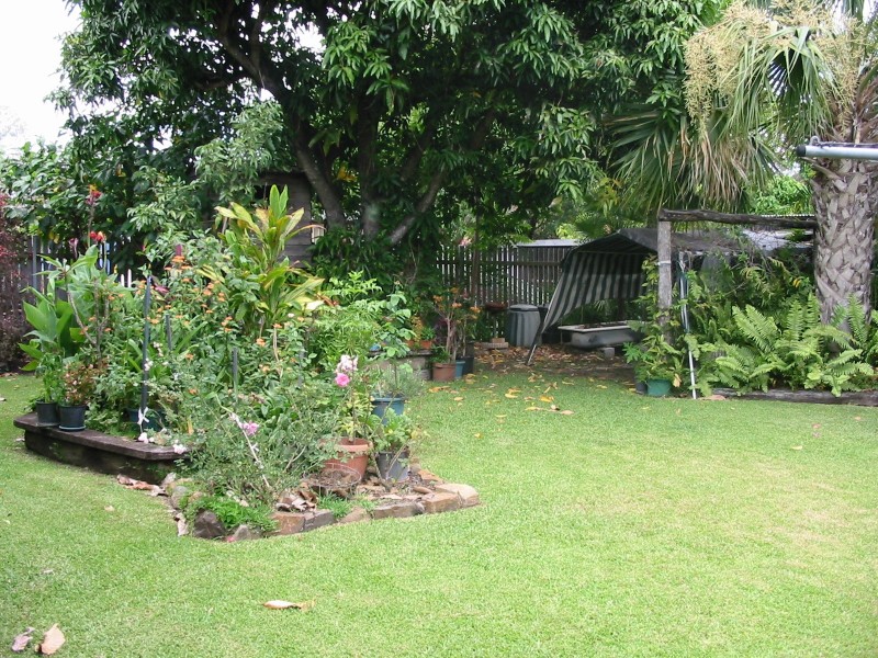 Park Avenue QLD 4701