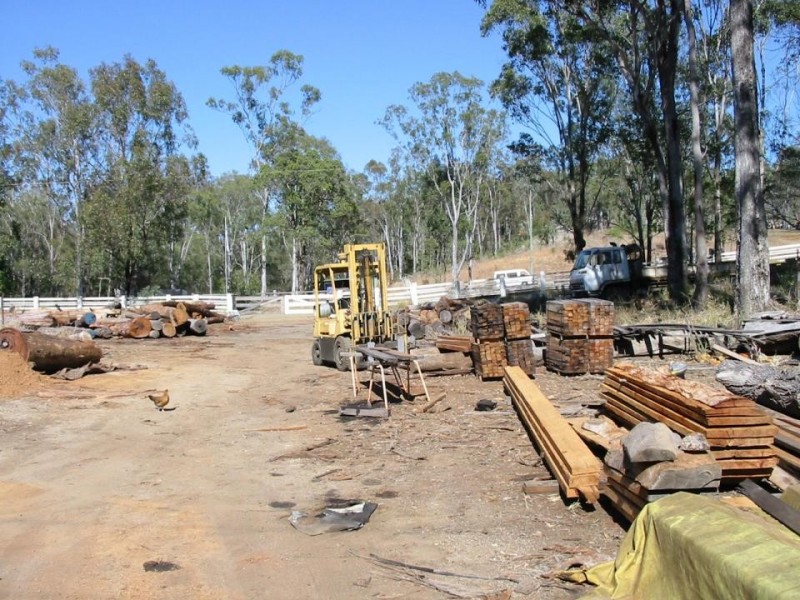 Struck Oil QLD 4714