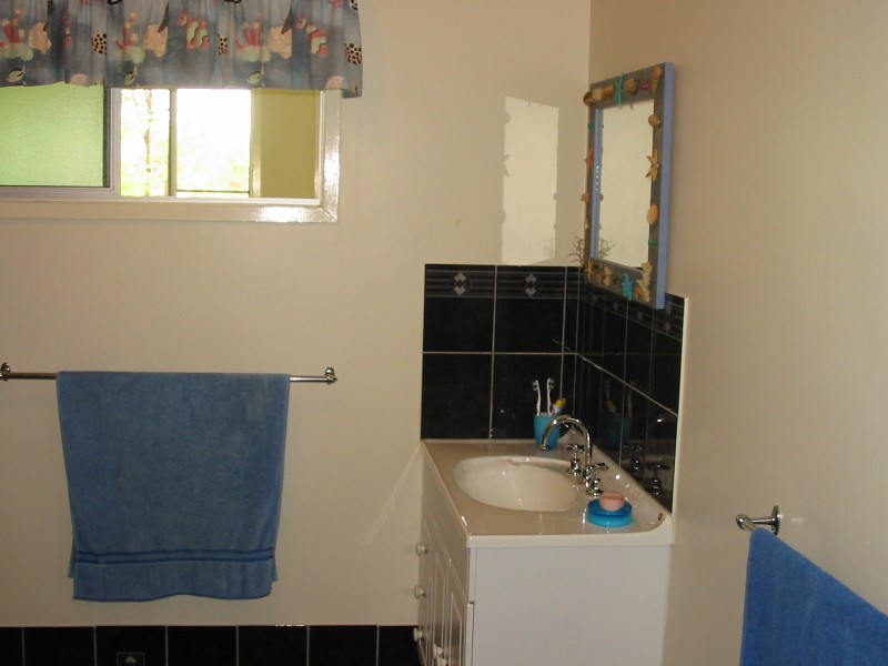 633 Alton Downs- Nine Mile Rd, Alton Downs QLD 4702