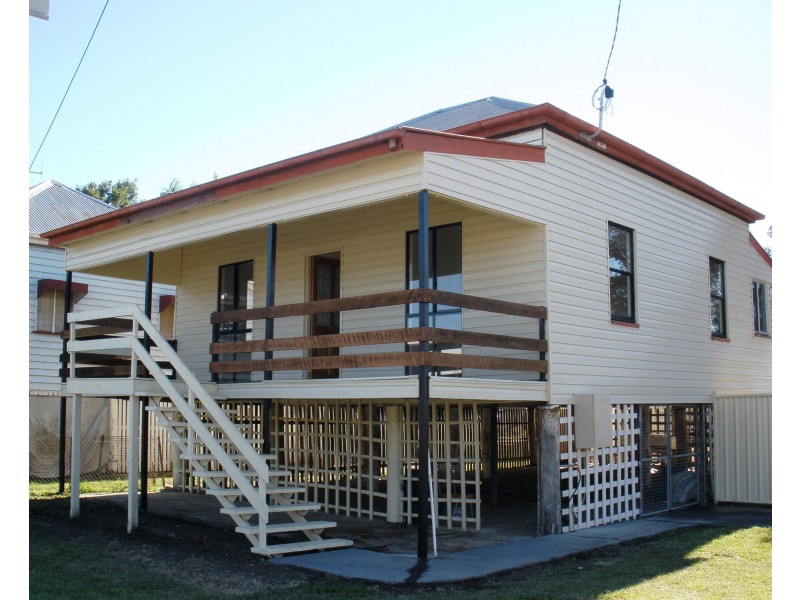 128 Stanley, Allenstown QLD 4700