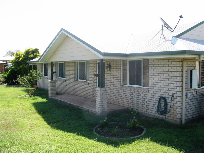 1 Ash Court, Gracemere QLD 4702
