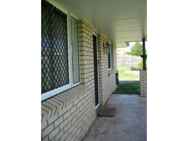 1 Ash Court, Gracemere QLD 4702
