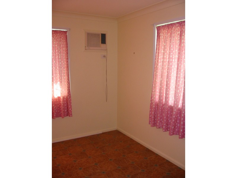 1 Ash Court, Gracemere QLD 4702