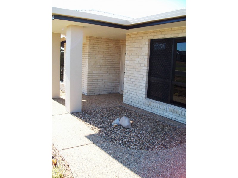 4 Kerrie Meares Crescent, Gracemere QLD 4702
