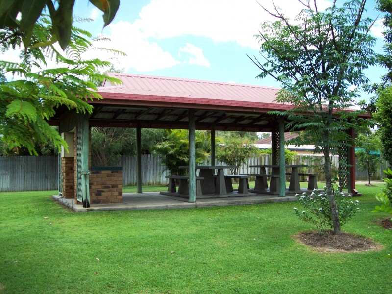 7 Sunset Drive, Gracemere QLD 4702