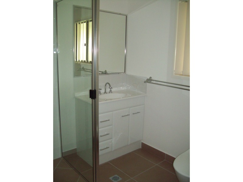 4 Chatterton Boulevard, Gracemere QLD 4702