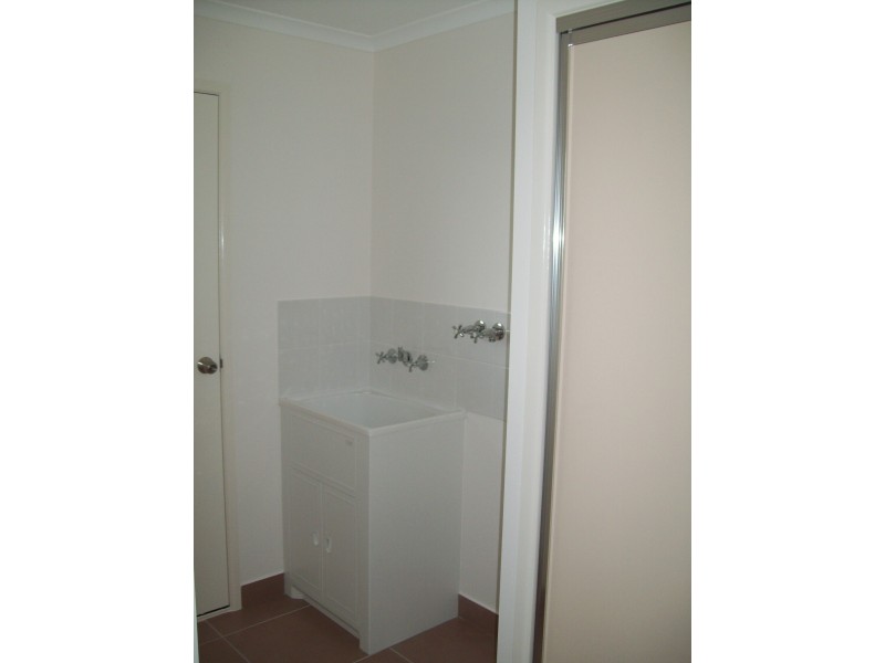 4 Chatterton Boulevard, Gracemere QLD 4702