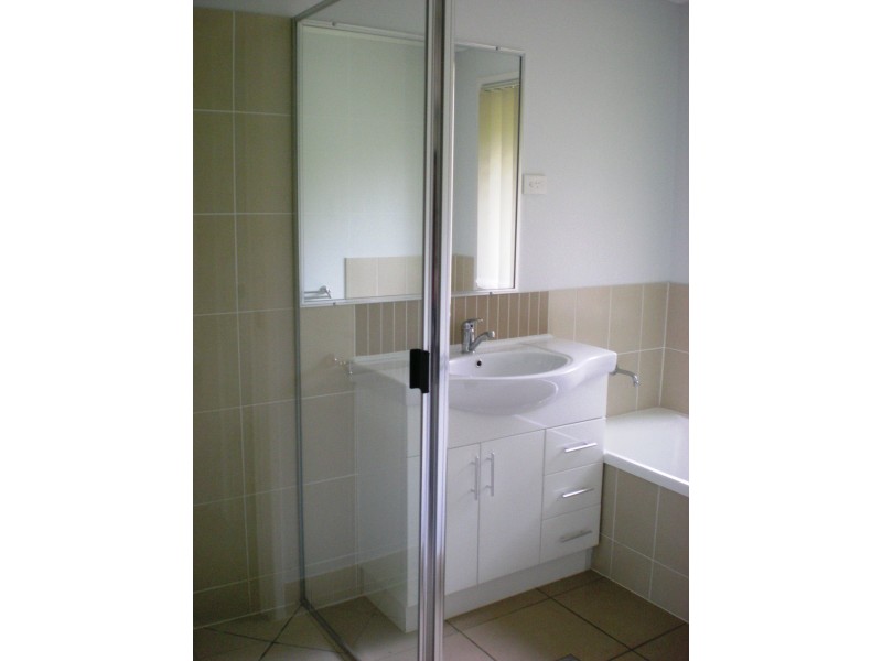 25 Sunrise Crescent, Gracemere QLD 4702