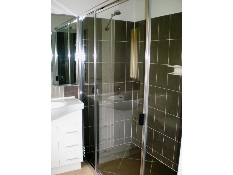 25 Sunrise Crescent, Gracemere QLD 4702