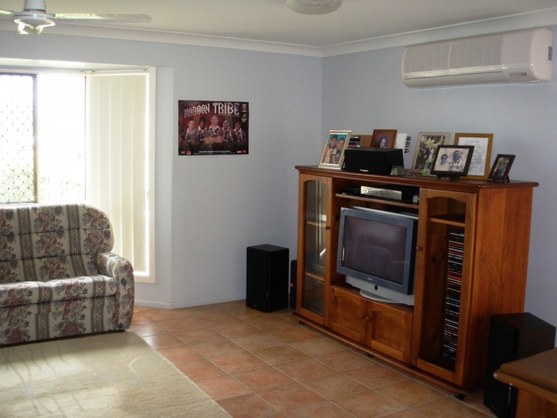 10 Anna Street, Gracemere QLD 4702