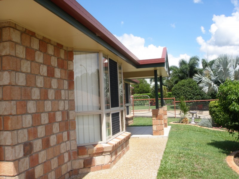 10 Anna Street, Gracemere QLD 4702