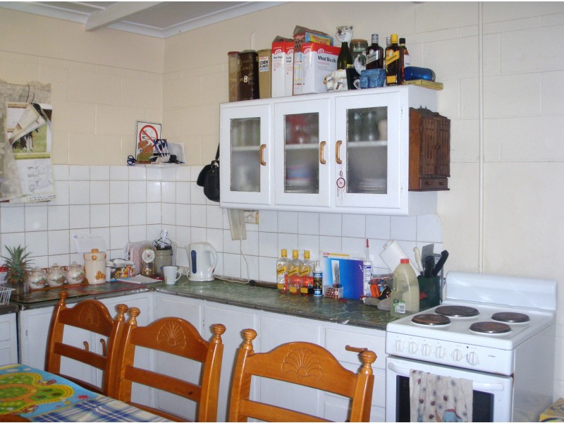 72 Black Gin Rd, Alton Downs QLD 4702