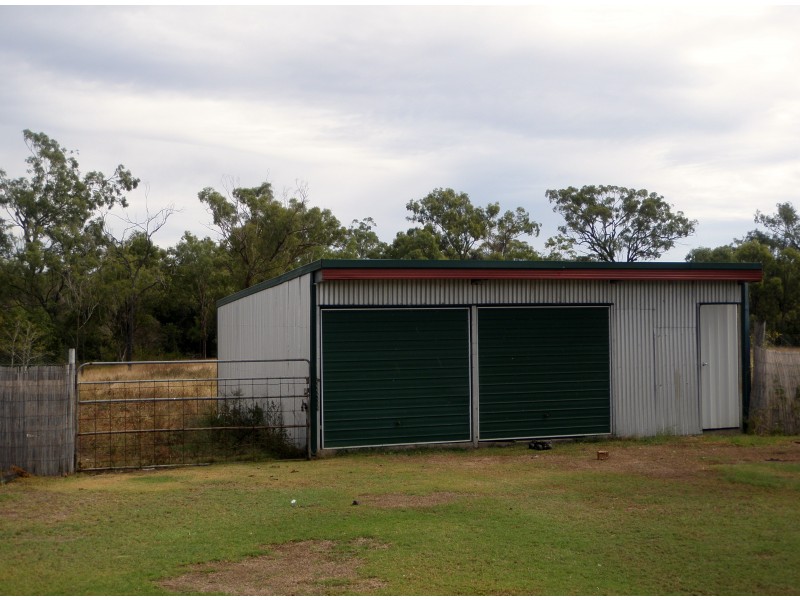 72 Black Gin Rd, Alton Downs QLD 4702