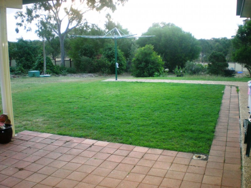 39 Kristie Av, Rockyview QLD 4701