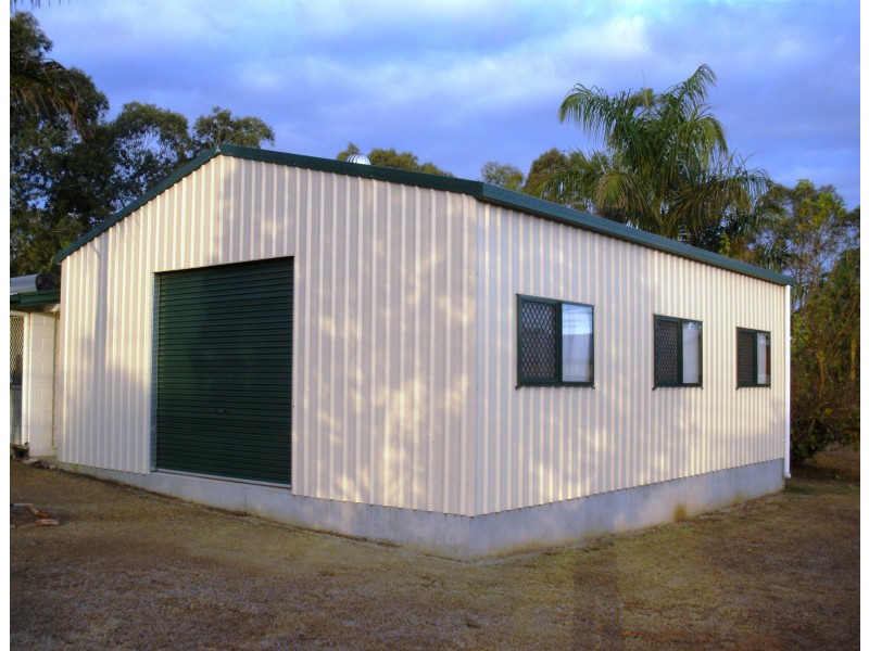 11 Platen st, Gracemere QLD 4702