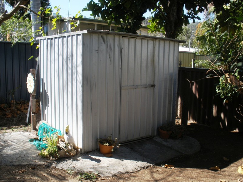 325  Pain street, Koongal QLD 4701