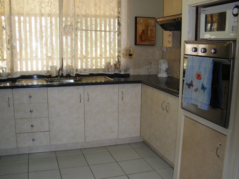 1132 Yeppoon Rd, Ironpot QLD 4701