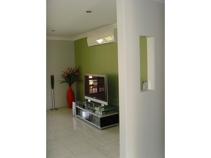 44 JAMES STREET, Gracemere QLD 4702