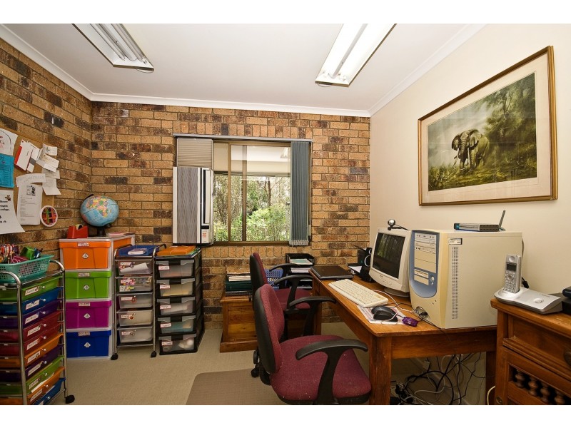 Eatons Hill QLD 4037