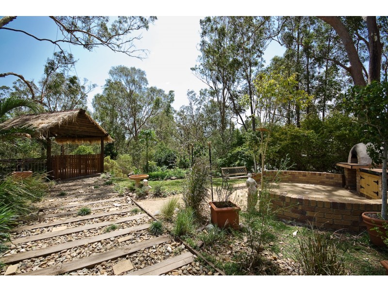 Eatons Hill QLD 4037