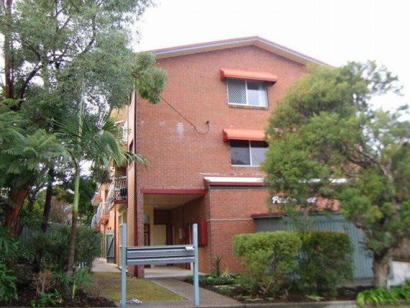 Lennon St, Stafford QLD 4053