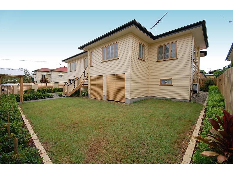 24 Charlotte Street, Chermside QLD 4032