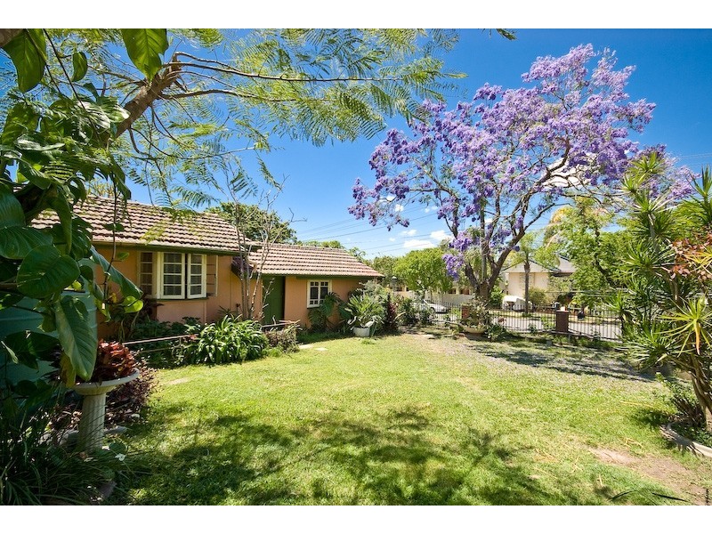 22 Parker Street, Newmarket QLD 4051