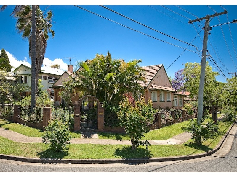22 Parker Street, Newmarket QLD 4051