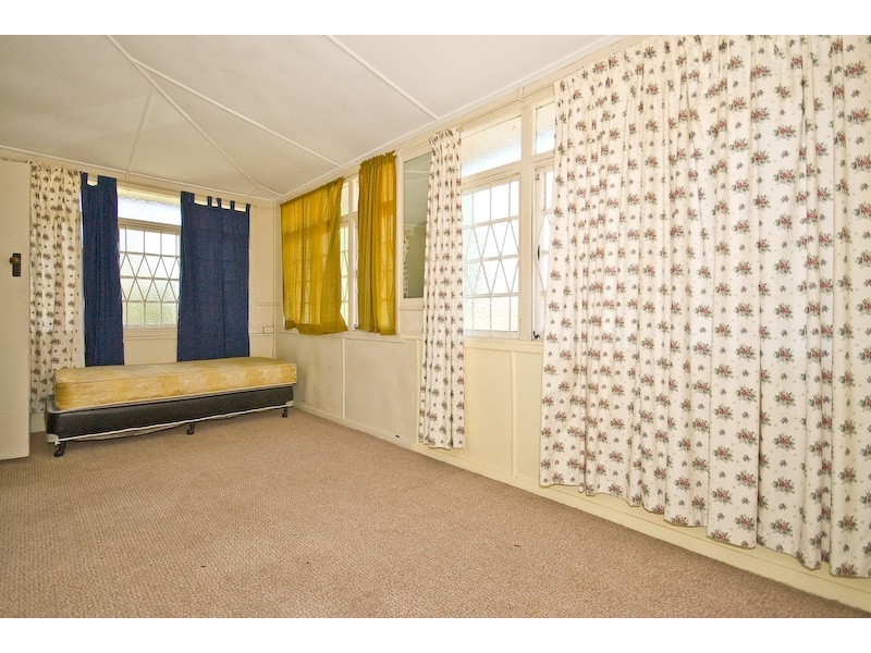 22 Parker Street, Newmarket QLD 4051