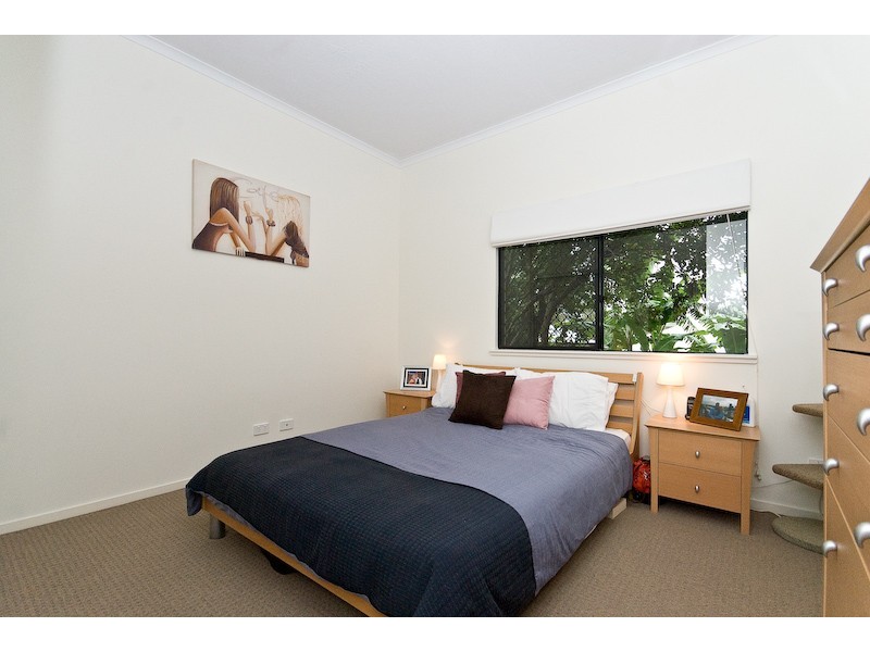 1/24  Lennon Street, Stafford QLD 4053