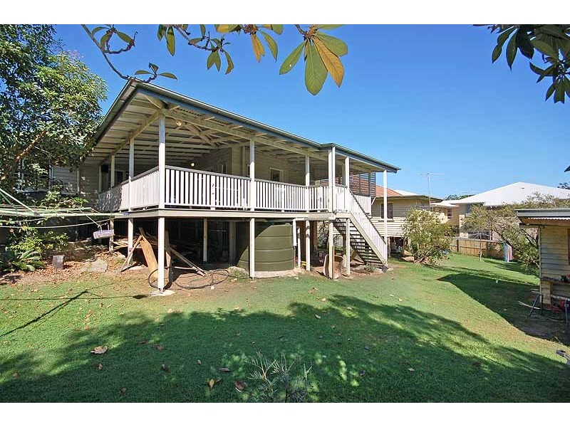 5 Rhodes Street, Stafford QLD 4053